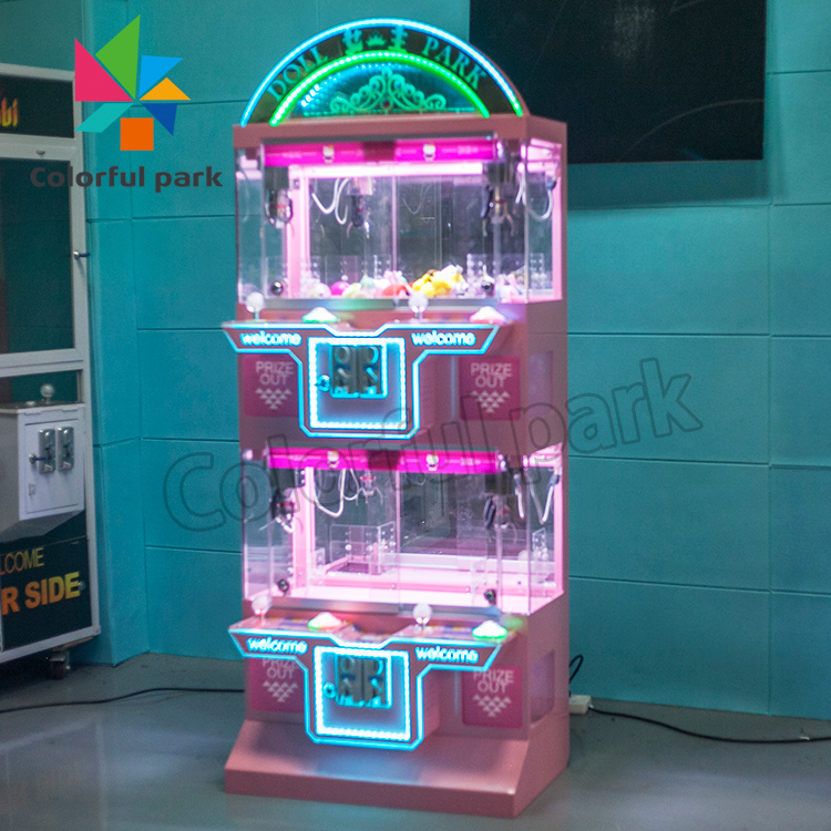 4 plays mini claw machine